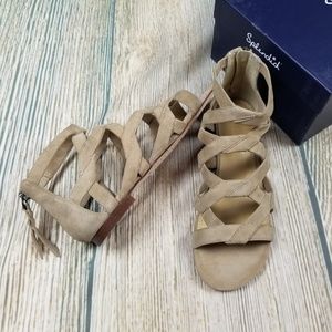 New SPLENDID suede mid top cage zipper sandal